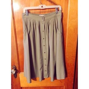 olive green skirt